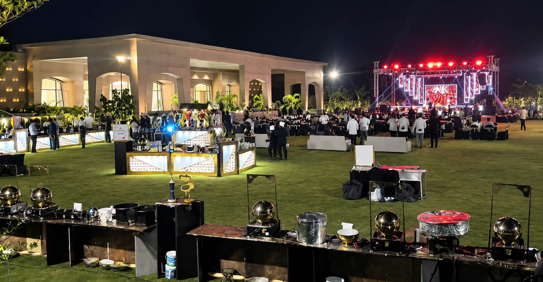 Outdoor lawn space, view 2